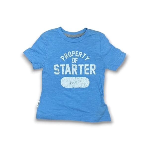 Camiseta de manga corta para niña con logotipo de propiedad envejecida